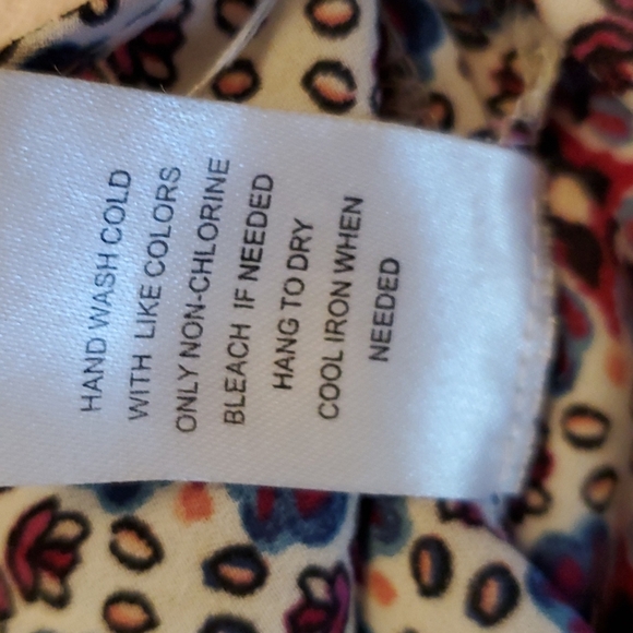 DR2  patterned top - Picture 6 of 8